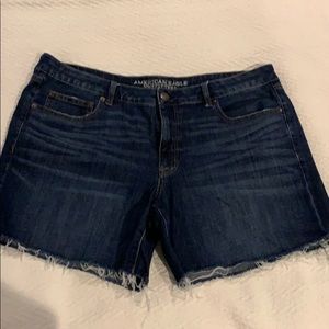 American Eagle Size 18 Boy Midi Denim Shorts